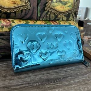 MARC JACOBS METALLIC HEART WALLET